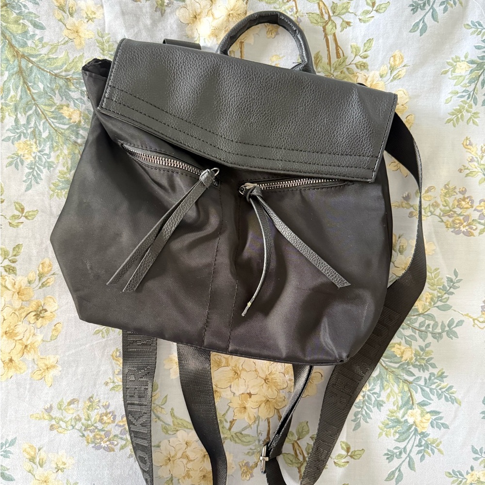 Botkier Black Backpack - Only Used Once - Zipper Details - Faux Leather Details